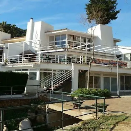 Cala Salions, Chalana Ii *