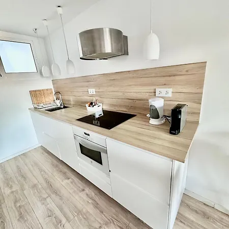 Cala Salions, Chalana Ii